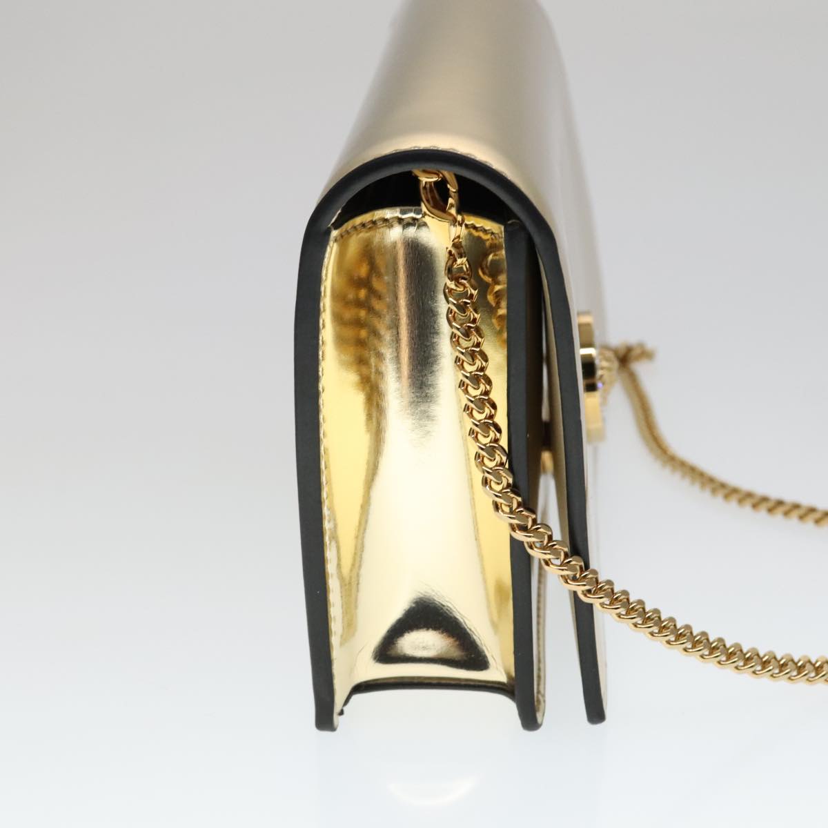 VERSACE Chain Shoulder Bag Patent leather Gold Auth 108490V