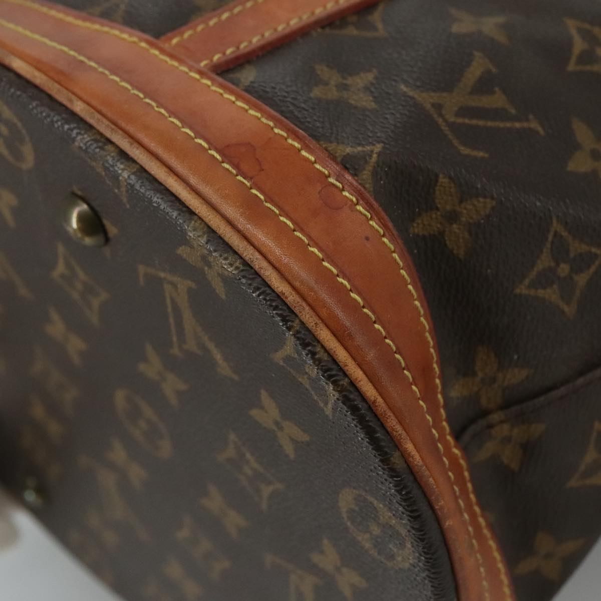 LOUIS VUITTON Monogram Bucket GM Shoulder Bag M42236 LV Auth 108535
