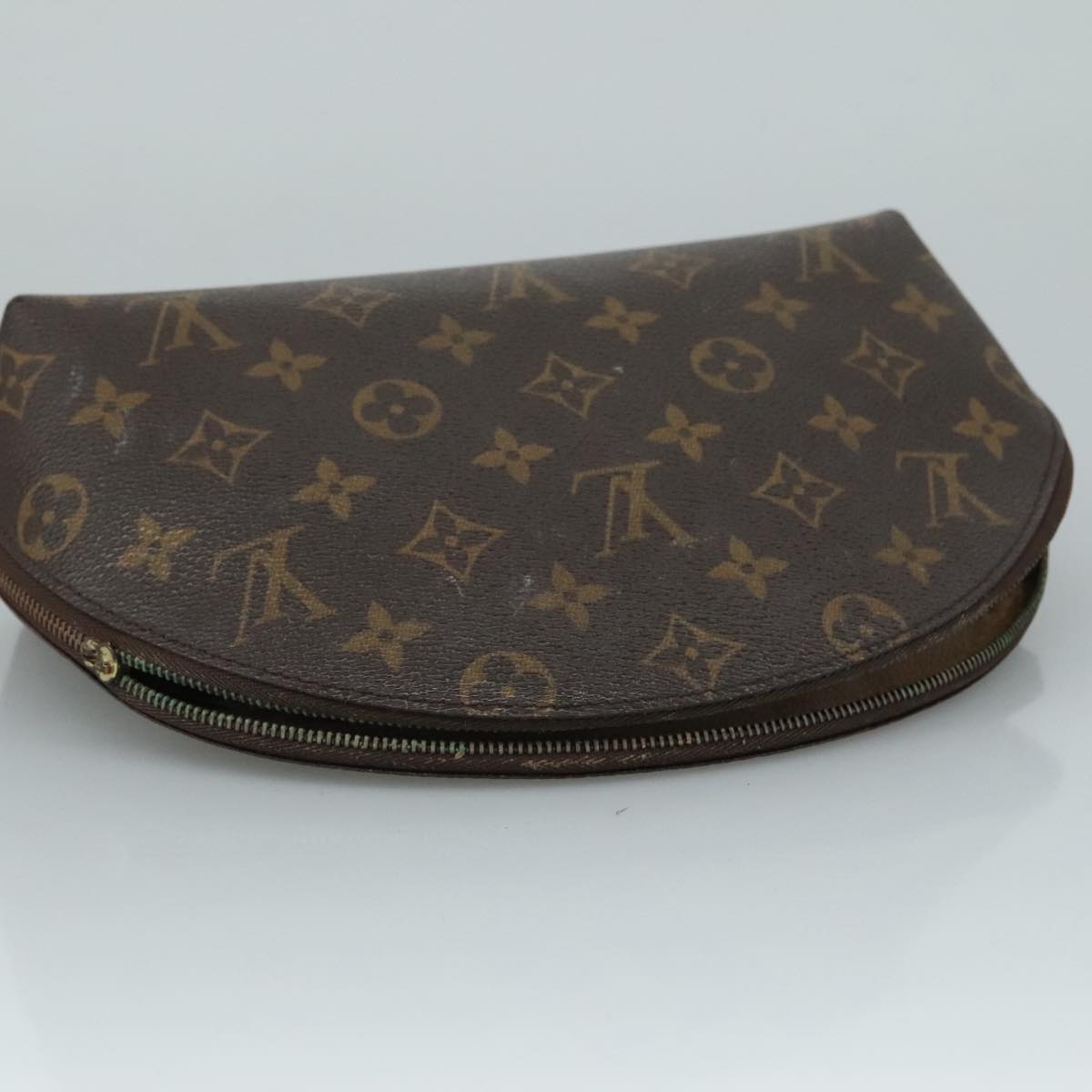 LOUIS VUITTON Monogram Trousse Demi Ronde Cosmetic Pouch M47520 LV Auth 108556