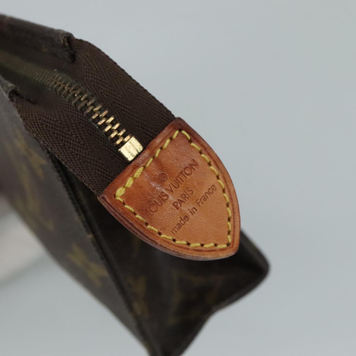 LOUIS VUITTON Monogram Poche Toilette 15 Pouch M47546 LV Auth 108574
