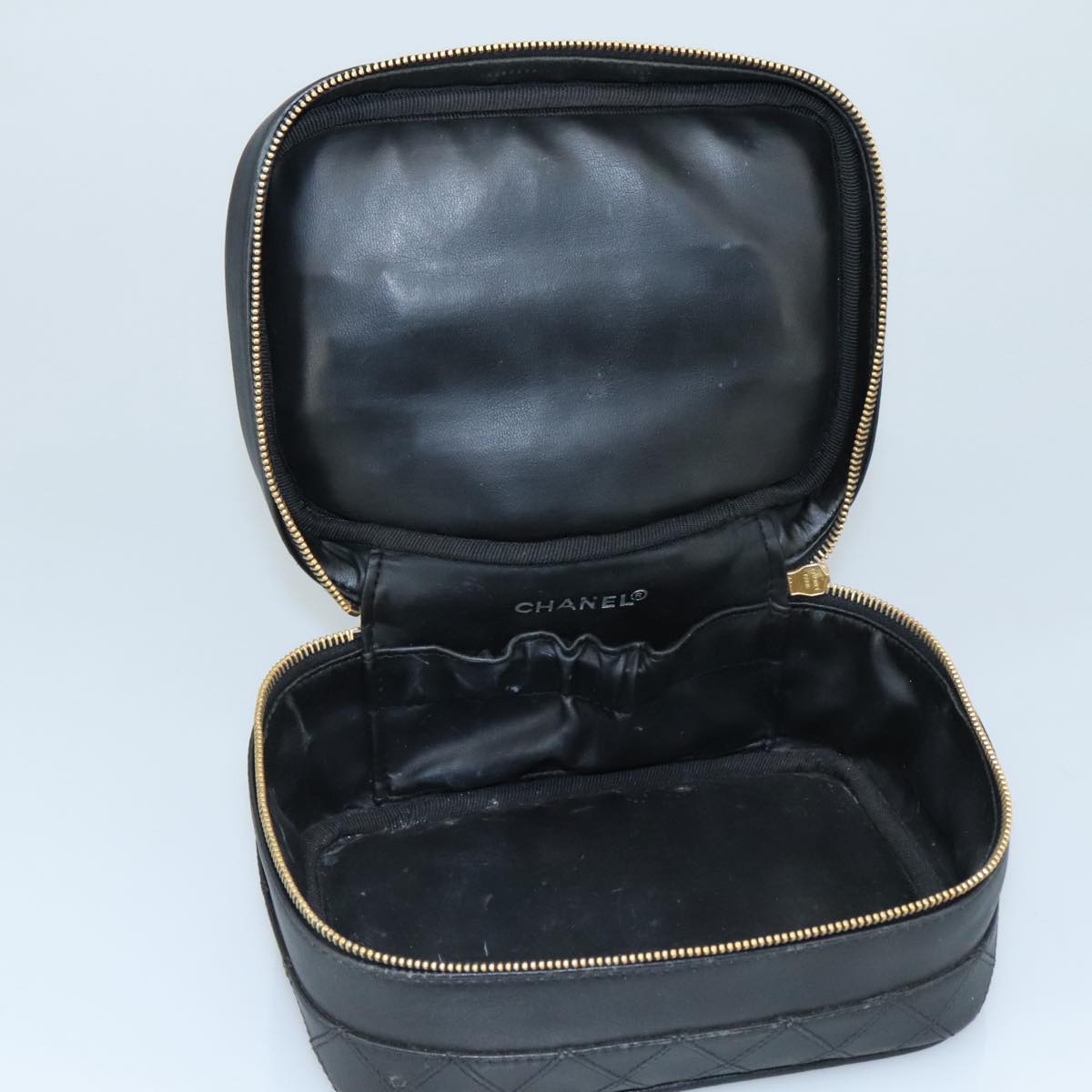 CHANEL Bicolore Vanity Hand Bag Leather Black Gold CC Auth 108585