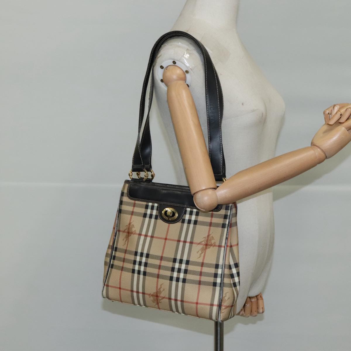 Burberrys Nova Check Shoulder Bag PVC Leather Beige Auth 108592