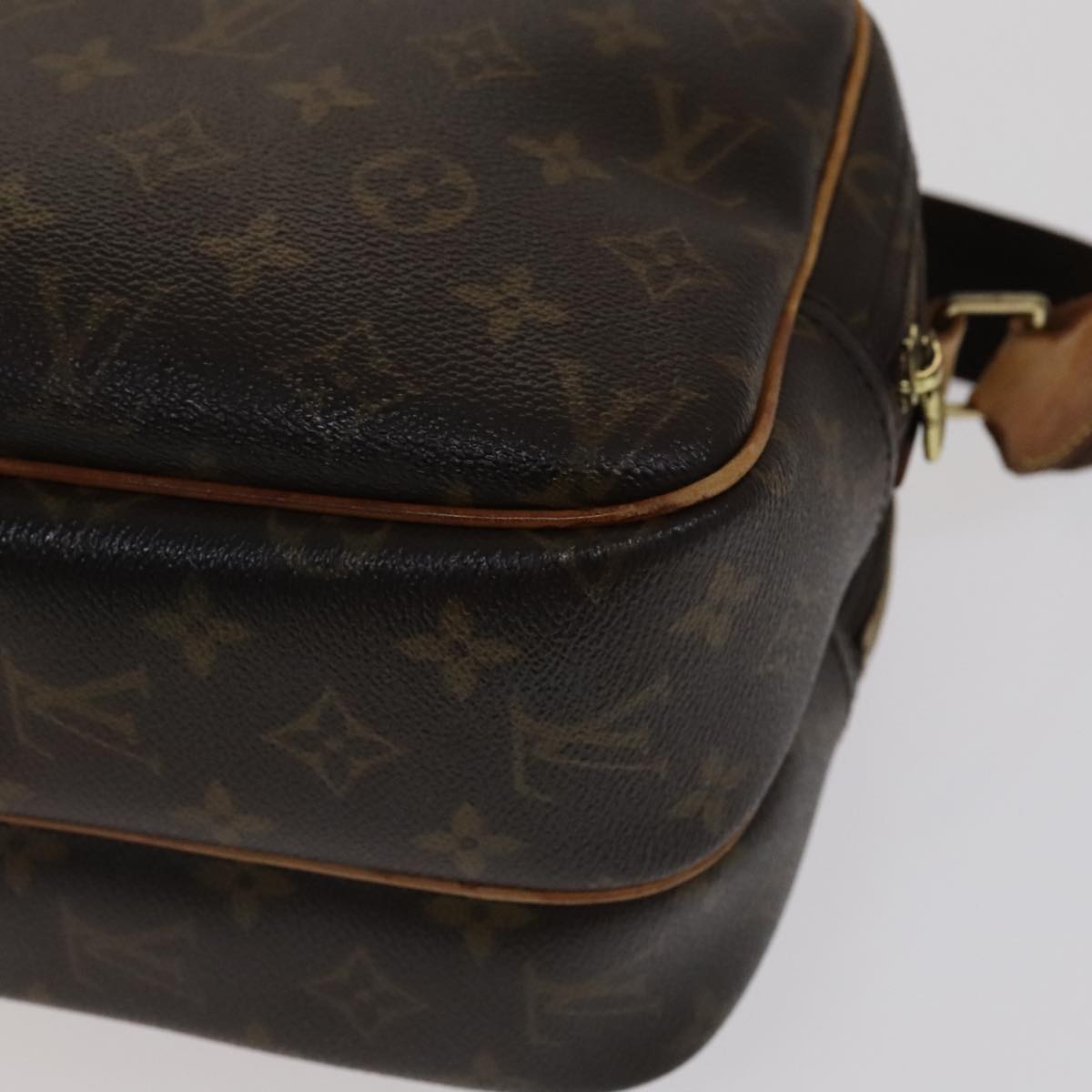 LOUIS VUITTON Monogram Reporter PM Shoulder Bag M45254 LV Auth 108637