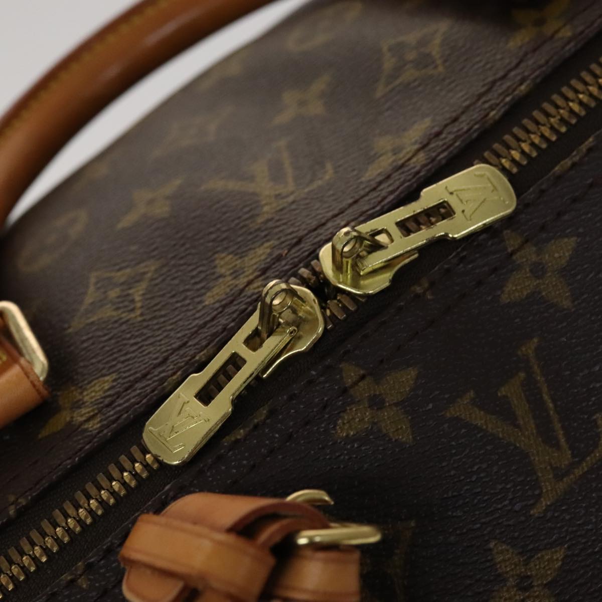 LOUIS VUITTON Monogram Keepall 60 Boston Bag M41422 LV Auth 108673