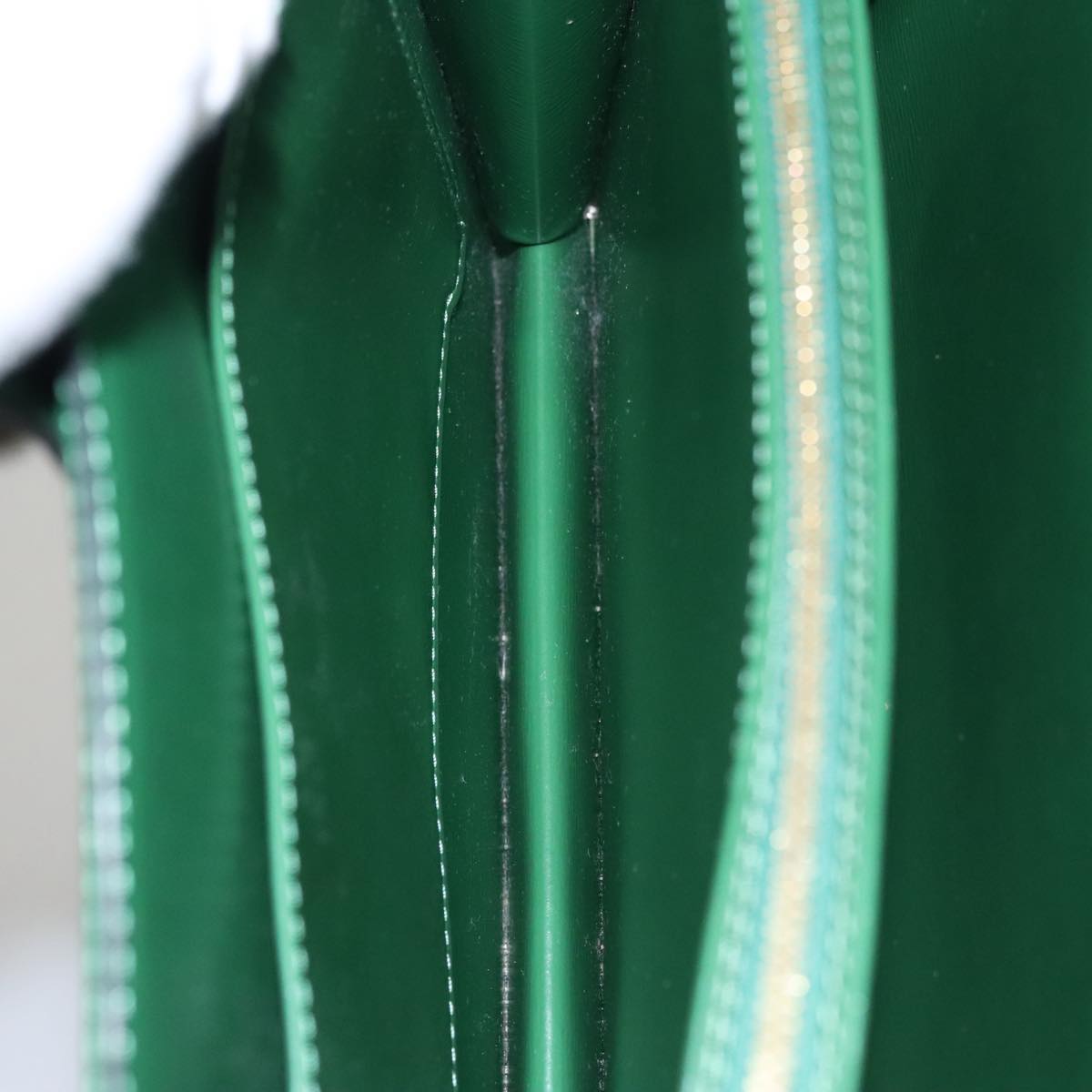 LOUIS VUITTON Epi Capuchin Shoulder Bag Green M52344 LV Auth 108692