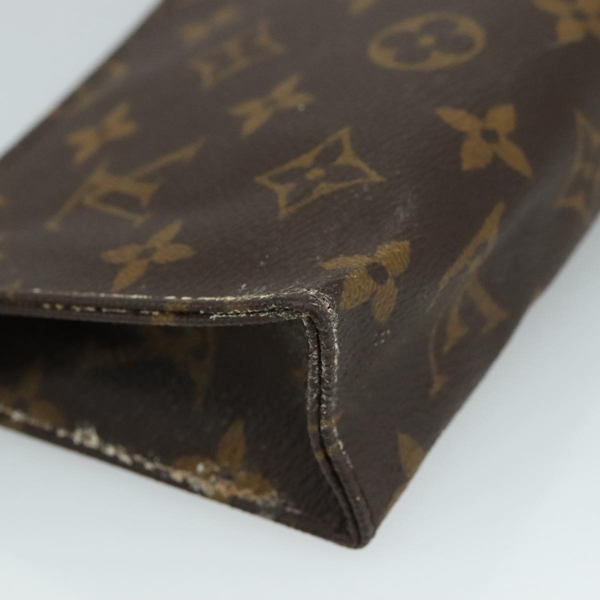 LOUIS VUITTON Monogram Poche Toilette 15 Pouch M47546 LV Auth 108714