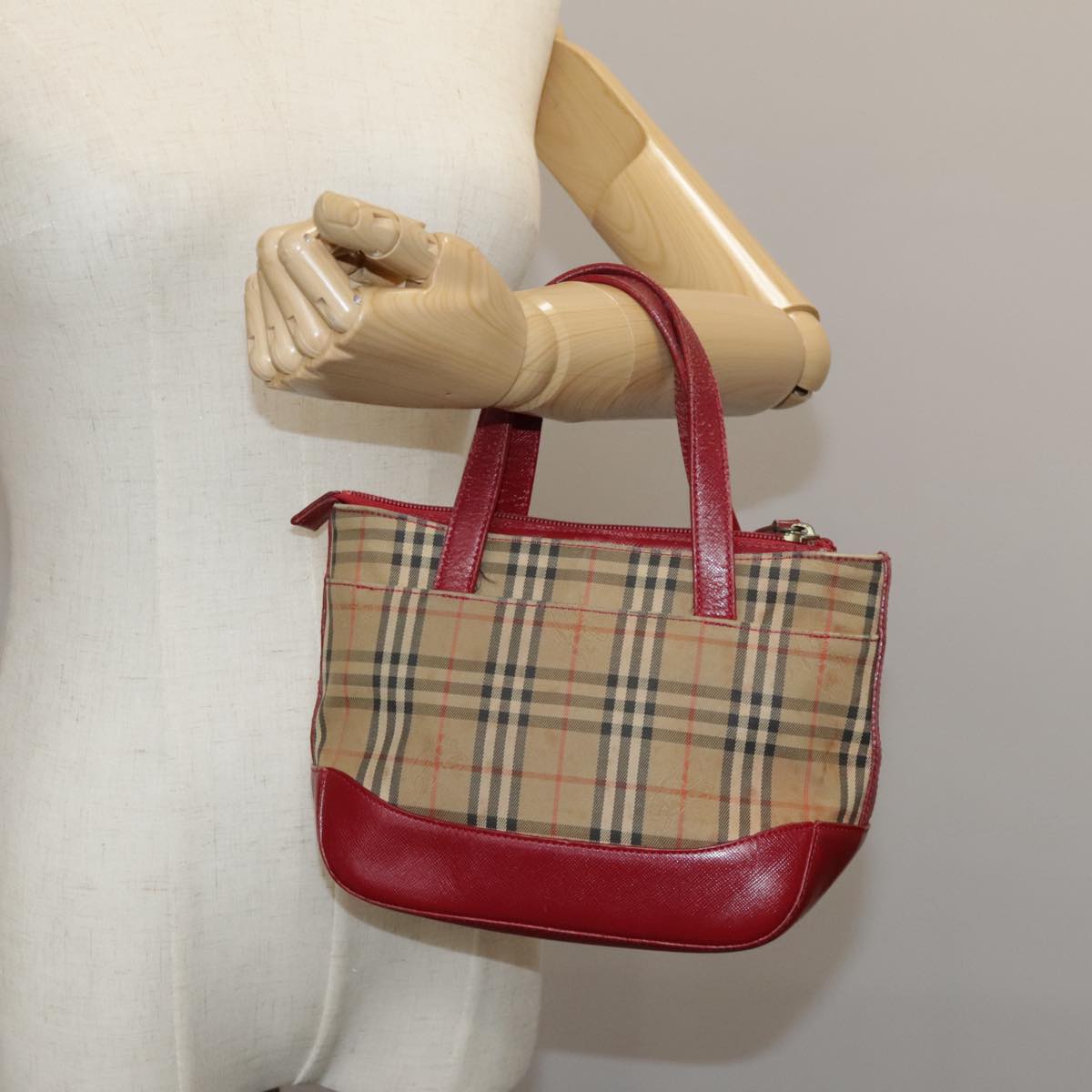 BURBERRY Nova Check Hand Bag Canvas Beige Red Auth 108752