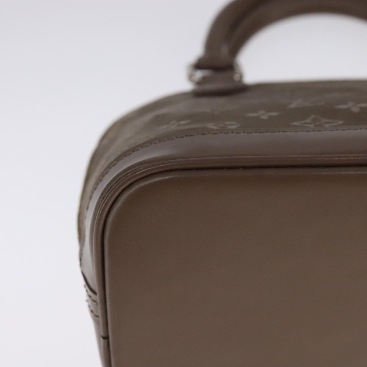 LOUIS VUITTON Monogram Satin Little Alma Hand Bag Gray M92147 LV Auth 108907