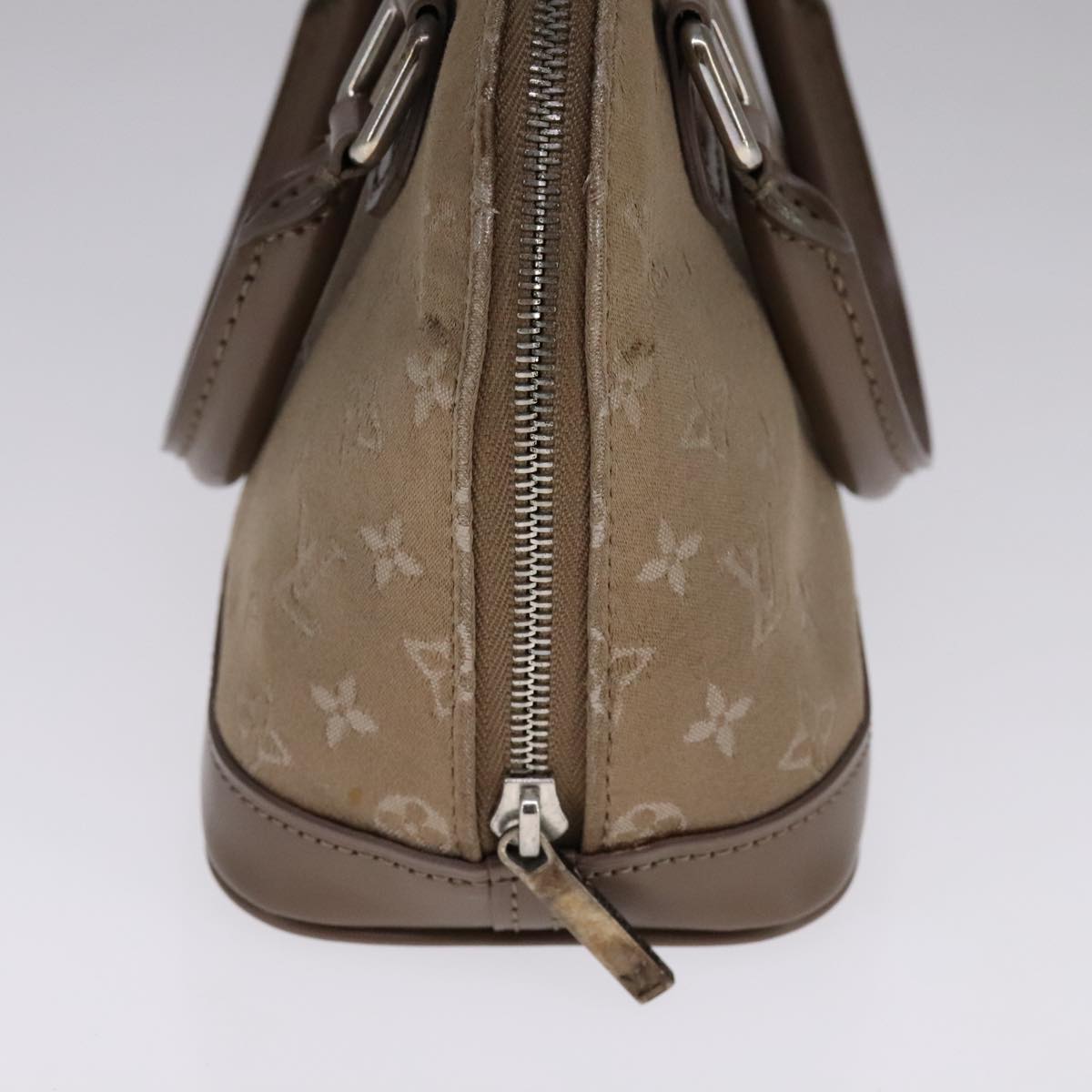 LOUIS VUITTON Monogram Satin Little Alma Hand Bag Gray M92147 LV Auth 108907