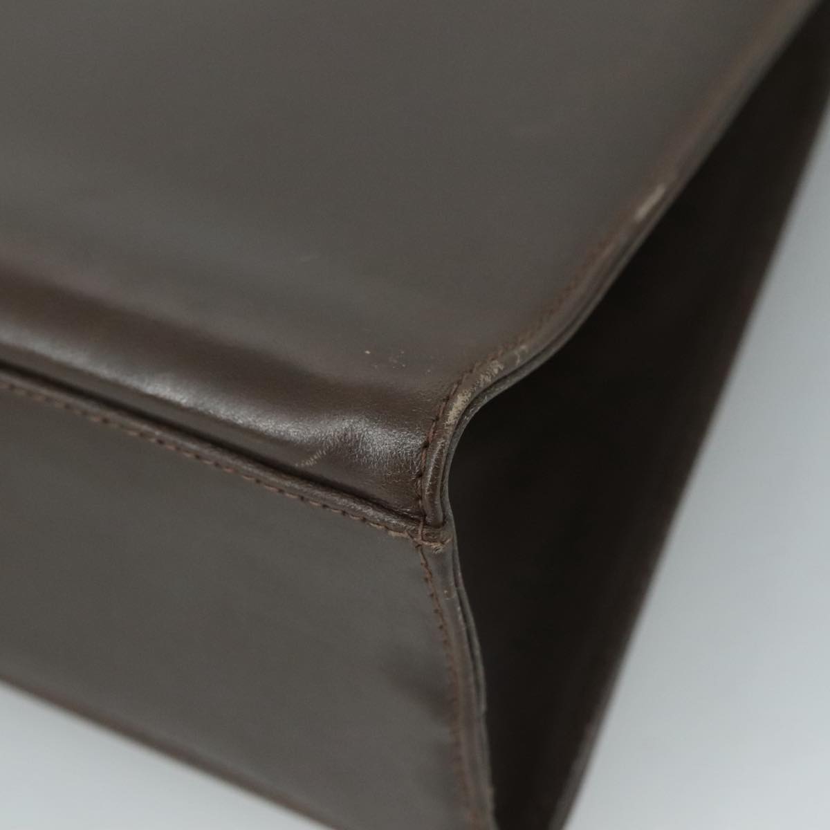 Salvatore Ferragamo Chain Shoulder Bag Leather Brown Gold Auth 108953