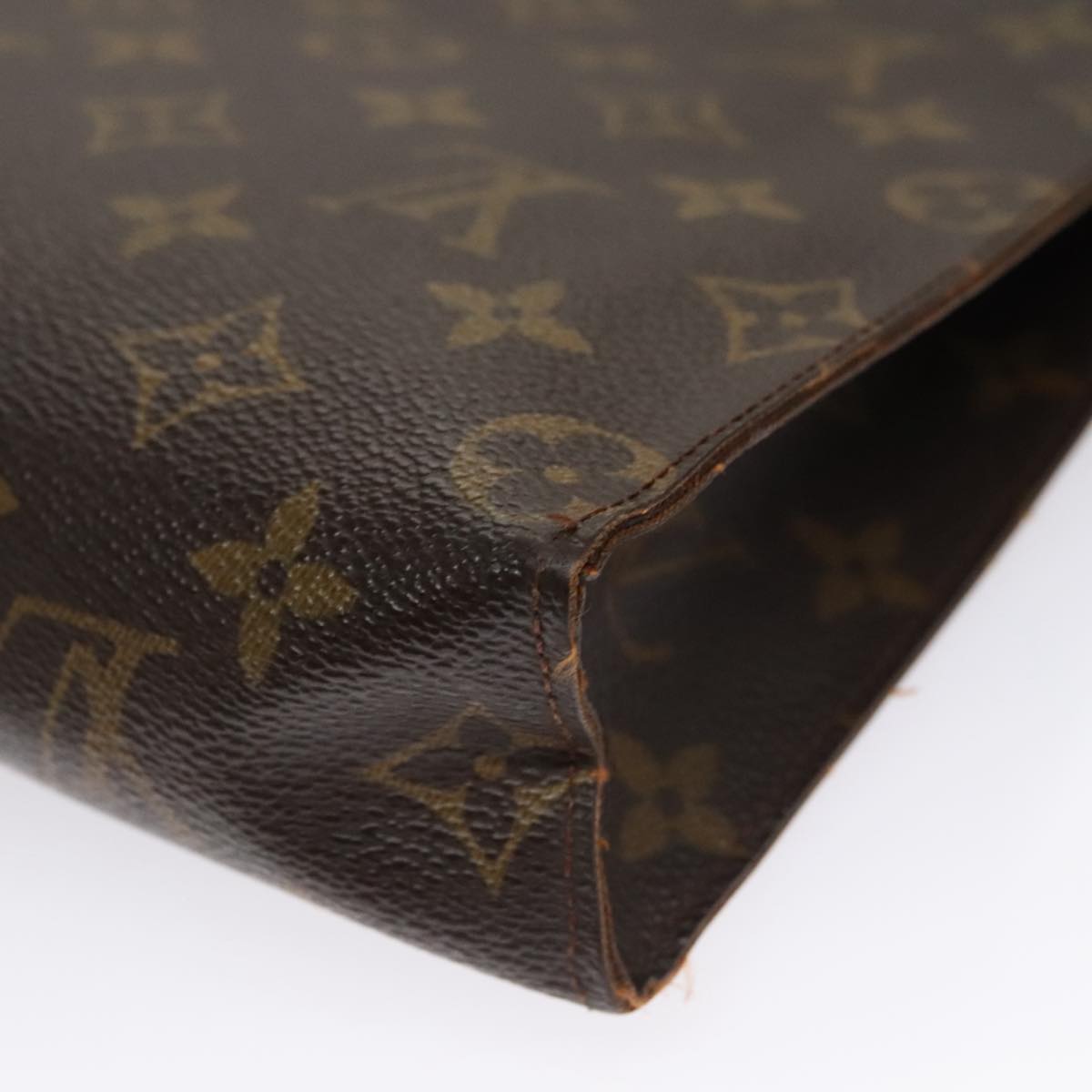 LOUIS VUITTON Monogram Poche Toilette 26 Pouch M47542 LV Auth 109014