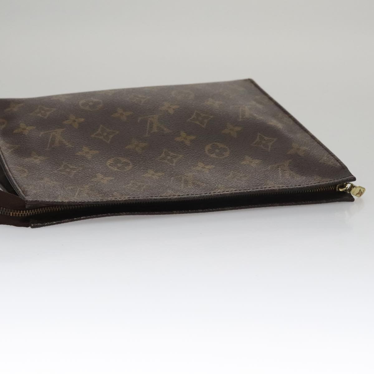 LOUIS VUITTON Monogram Poche Toilette 26 Pouch M47542 LV Auth 109015