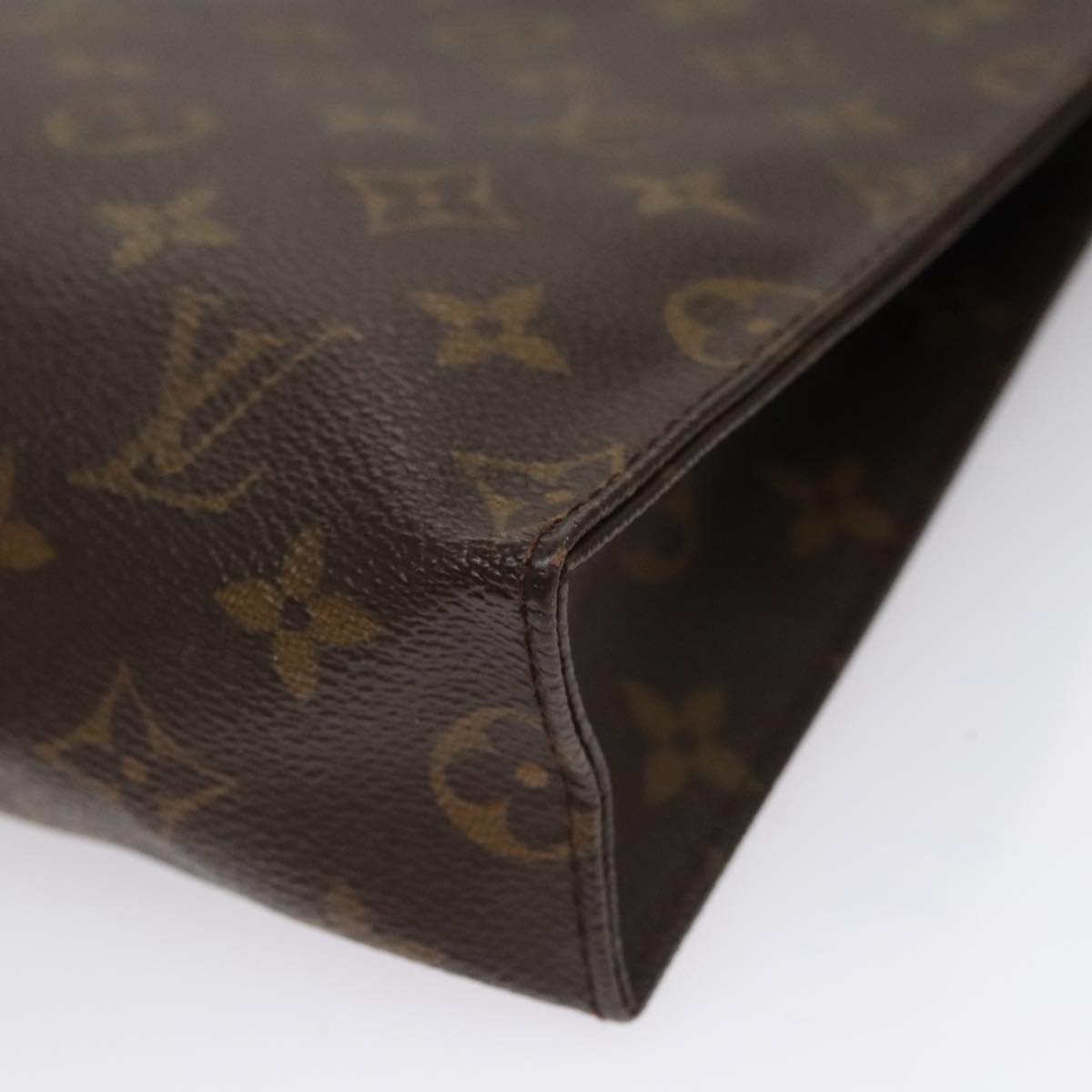 LOUIS VUITTON Monogram Poche Toilette 26 Pouch M47542 LV Auth 109015