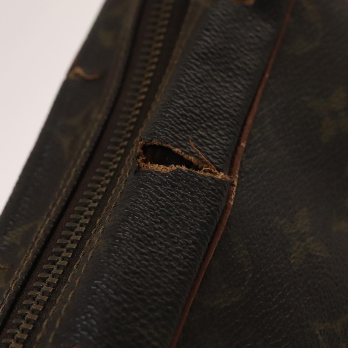 LOUIS VUITTON Monogram Marceau Shoulder Bag No.70 LV Auth 109021