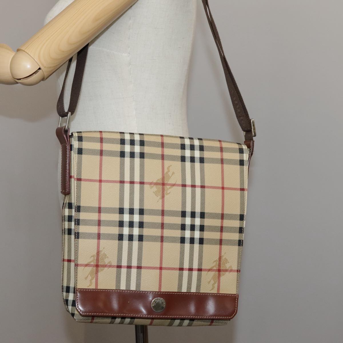 BURBERRY Nova Check Shoulder Bag PVC Leather Beige Brown gold Auth 109099