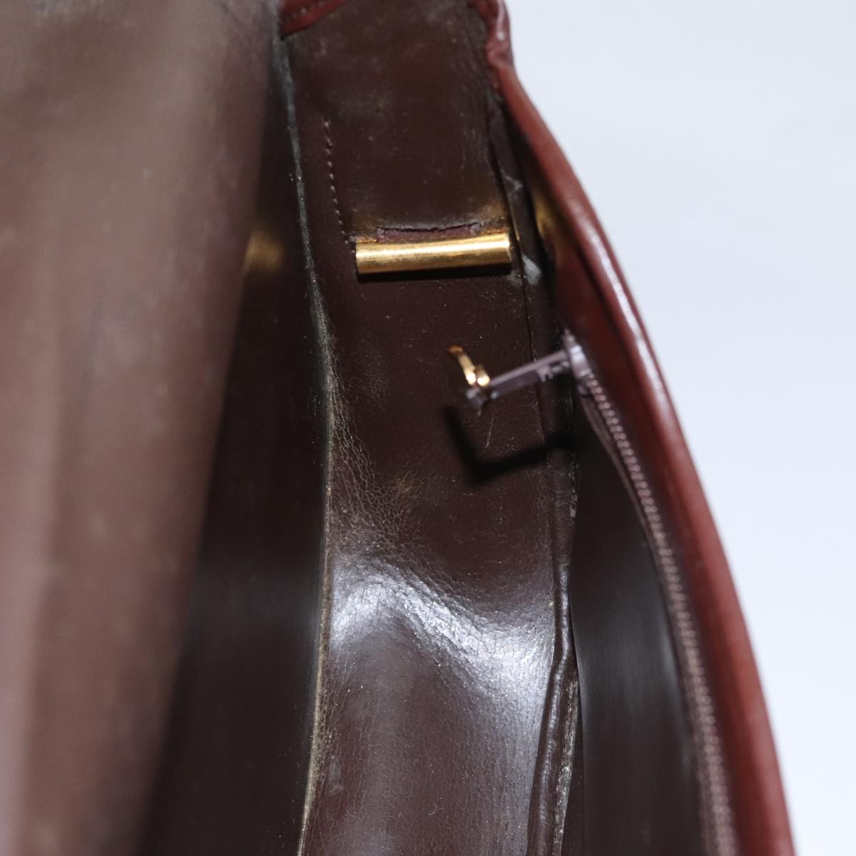 Christian Dior Shoulder Bag Leather Bordeaux Gold Auth 109198