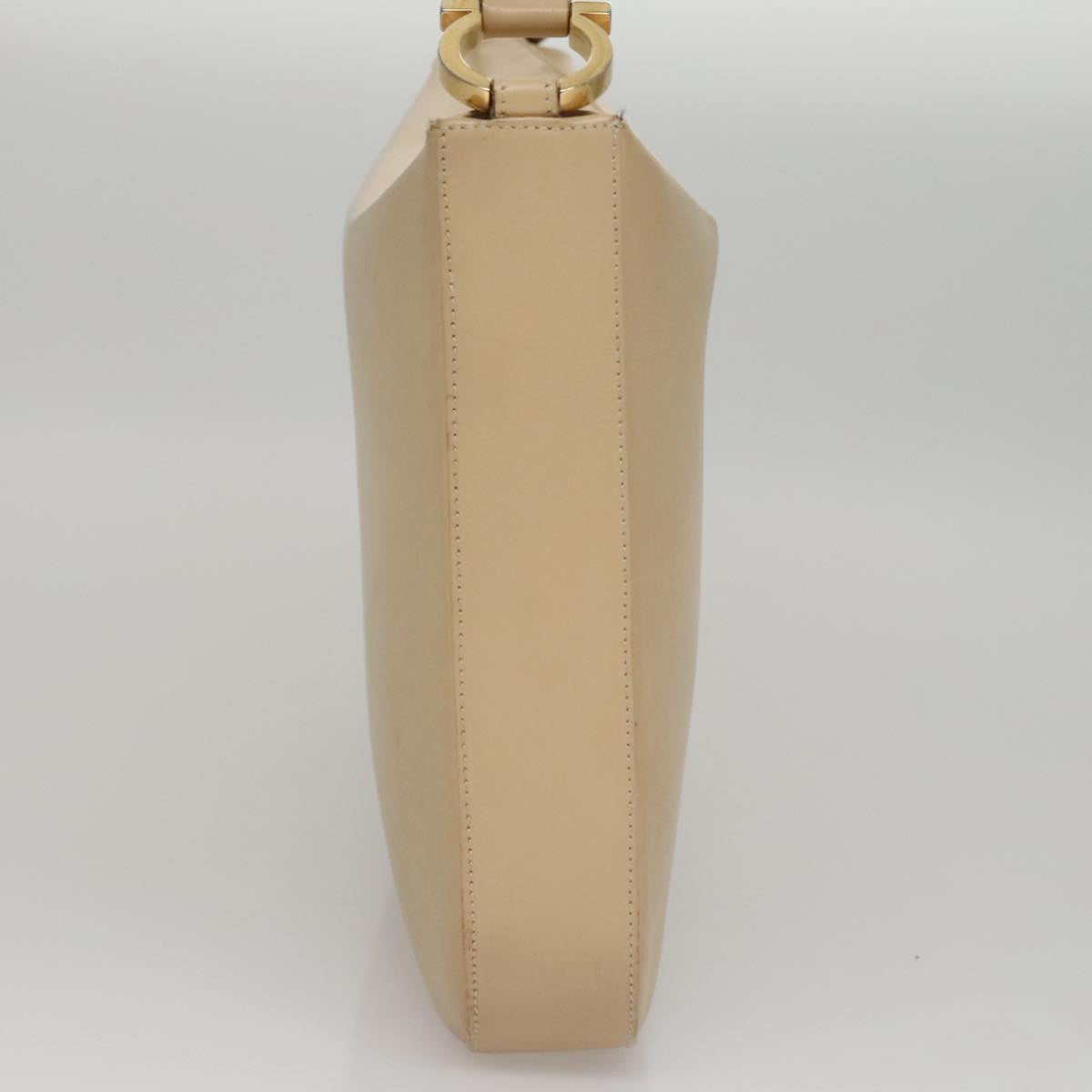 Salvatore Ferragamo Gancini Shoulder Bag Leather Beige Gold Auth 109481