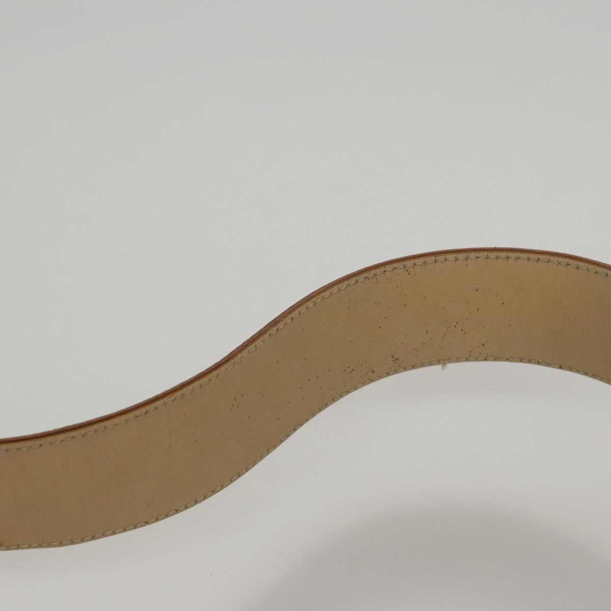 Salvatore Ferragamo Gancini Shoulder Bag Leather Beige Gold Auth 109481