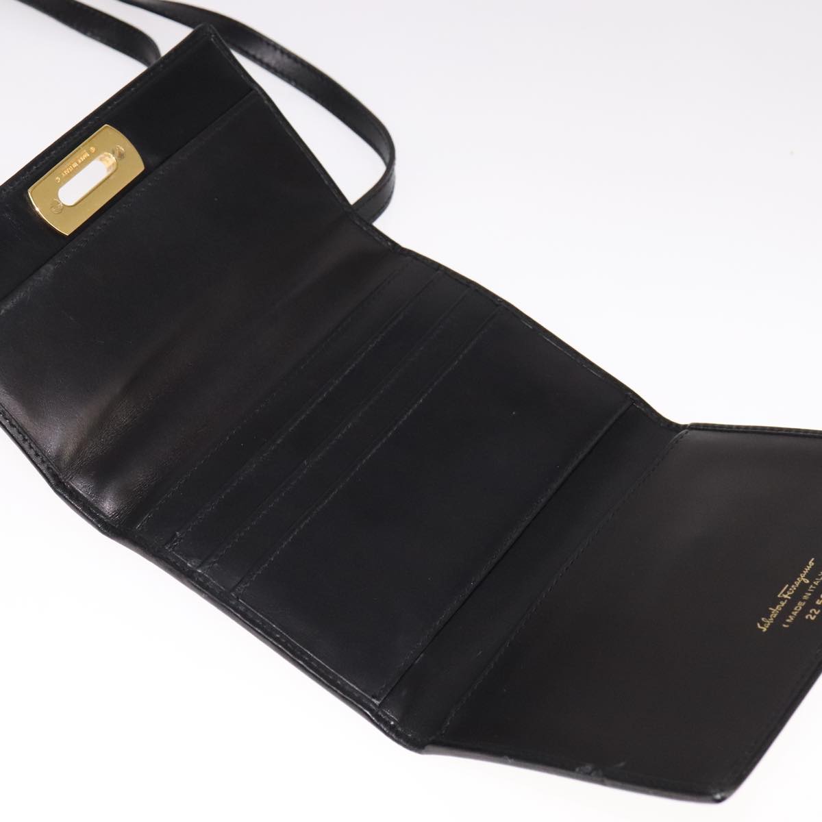 Salvatore Ferragamo Gancini Shoulder Wallet Leather Gold Black Auth 109714
