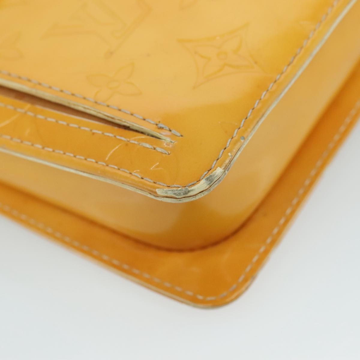 LOUIS VUITTON Monogram Vernis Motto Pouch Lime Yellow M91059 LV Auth 109764