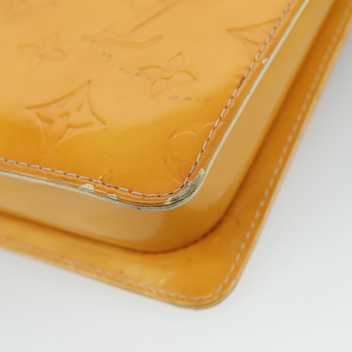 LOUIS VUITTON Monogram Vernis Motto Pouch Lime Yellow M91059 LV Auth 109764