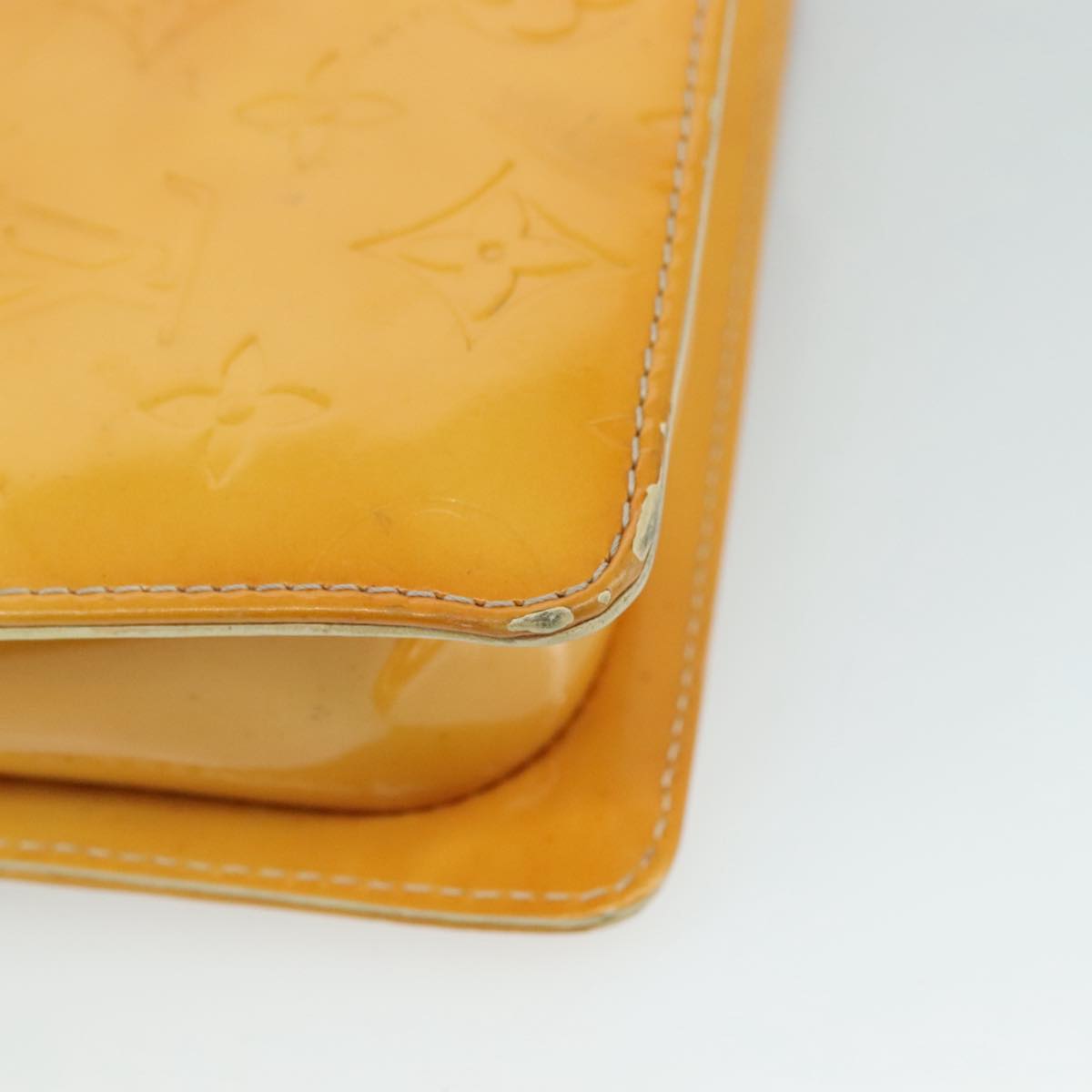 LOUIS VUITTON Monogram Vernis Motto Pouch Lime Yellow M91059 LV Auth 109764