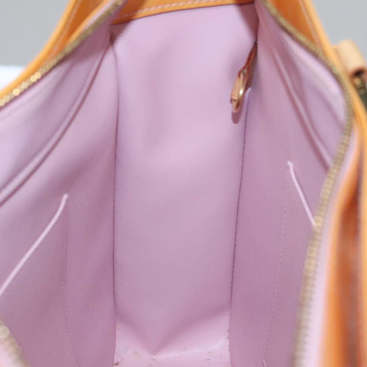 LOUIS VUITTON Monogram Vernis Columbus Bag Marshmallow Pink M91032 Auth 109860