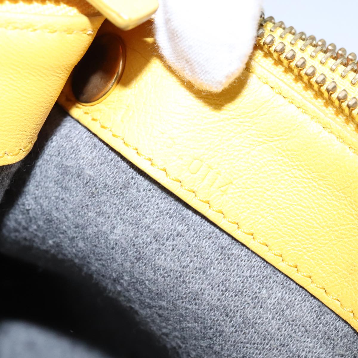 CELINE Trio Shoulder Bag Leather Yellow Gold Auth 109899