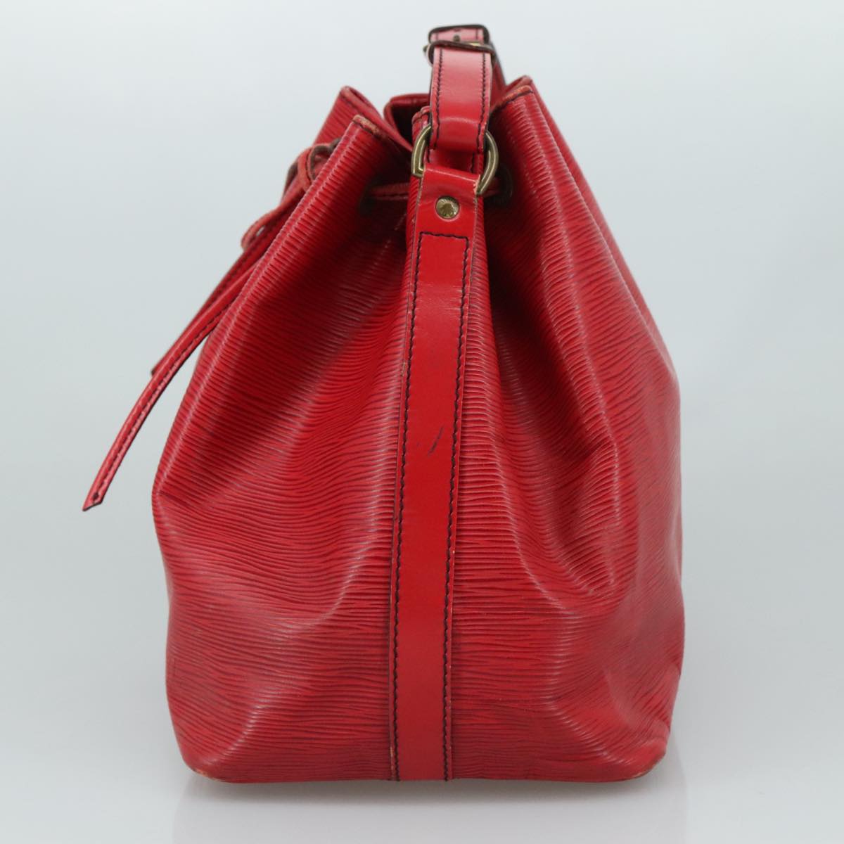 LOUIS VUITTON Epi Petit Noe Shoulder Bag Red M44107 LV Auth 109921