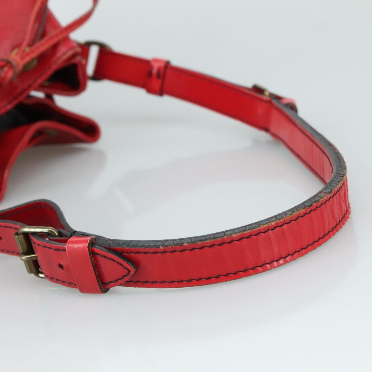 LOUIS VUITTON Epi Petit Noe Shoulder Bag Red M44107 LV Auth 109921