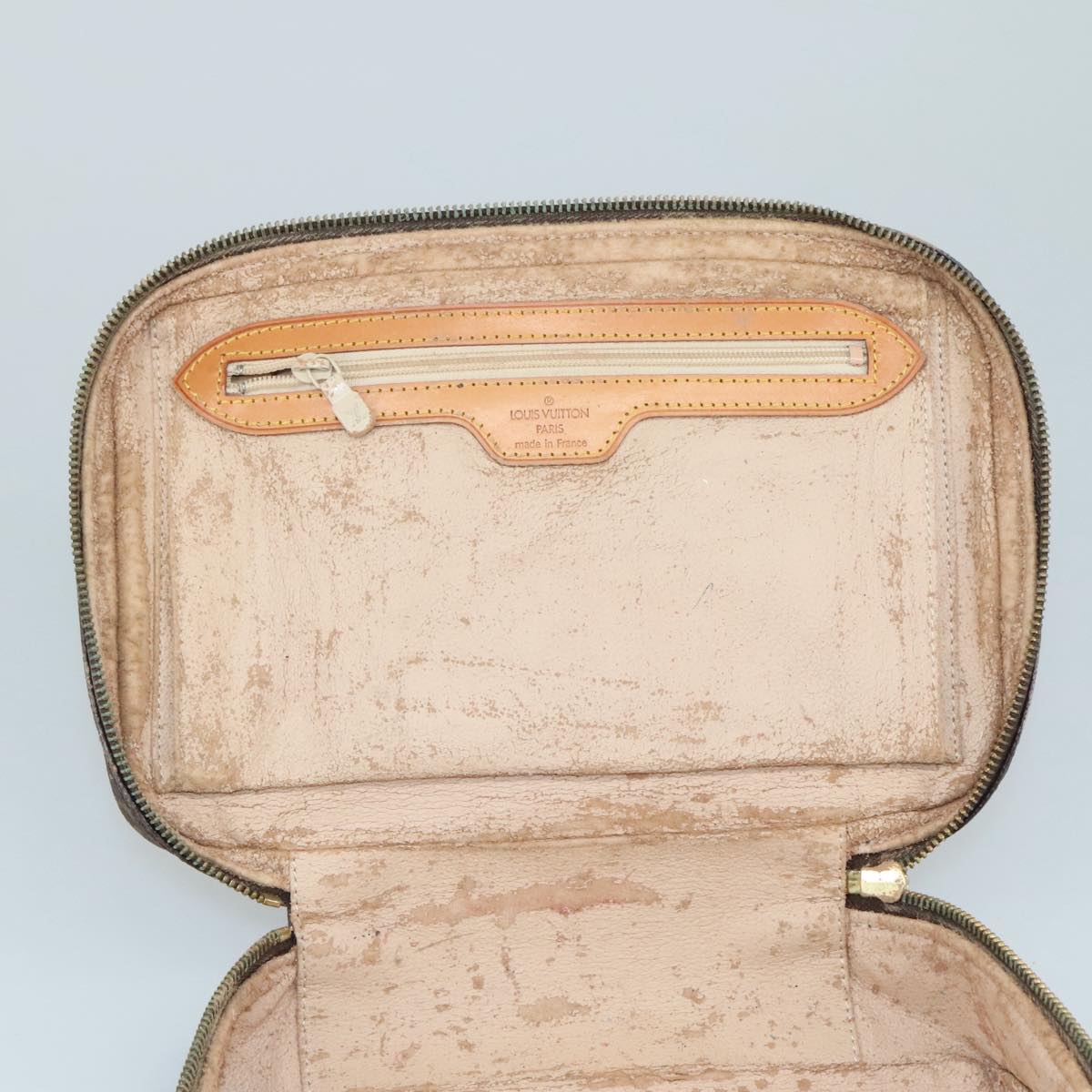 LOUIS VUITTON Monogram Trousse Boite Cosmetic Pouch M47640 LV Auth 110007