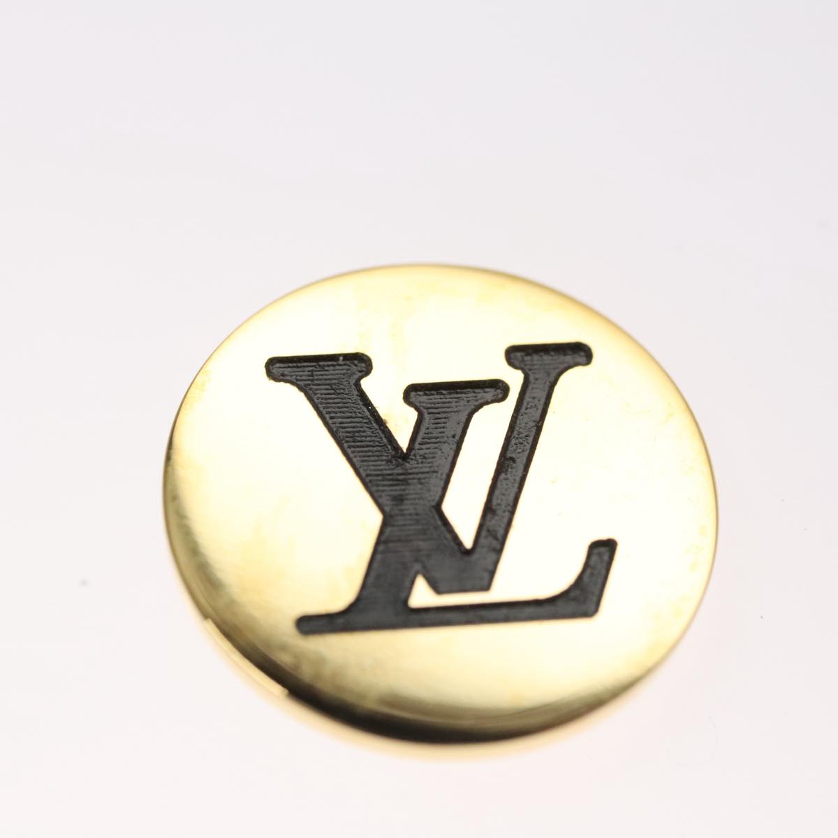 LOUIS VUITTON Golf Pin metal Gold LV Auth 110017