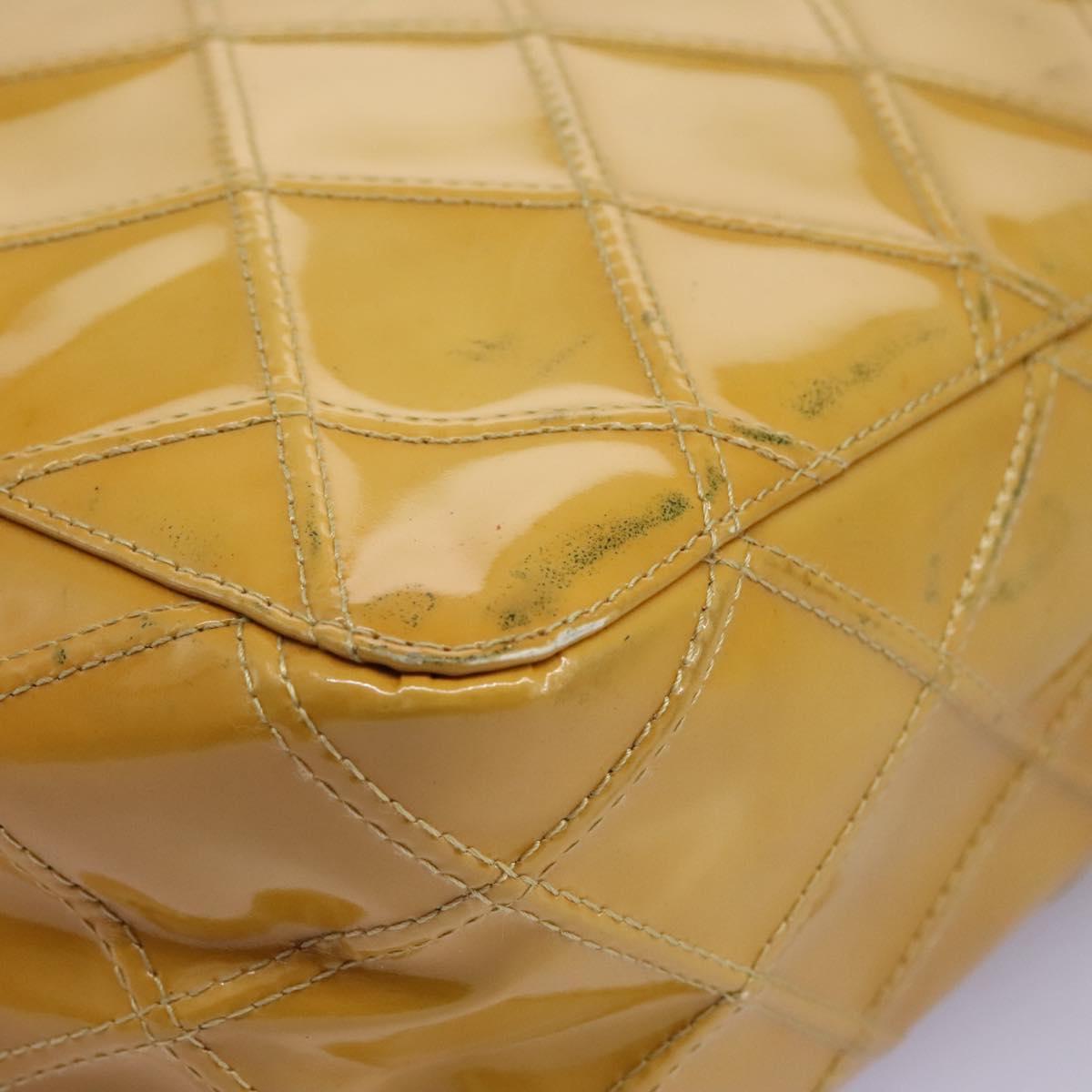 CHANEL Bicolore Shoulder Bag Patent leather Yellow CC Auth 110286