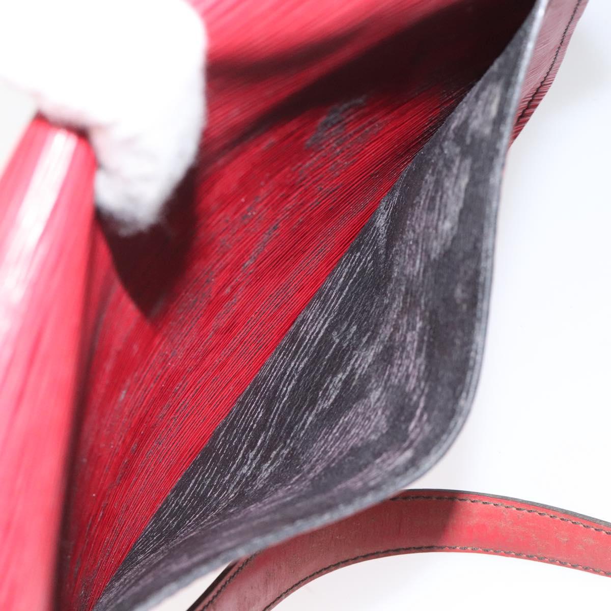 LOUIS VUITTON Epi Saint Cloud GM Shoulder Bag Red M52197 LV Auth 110514