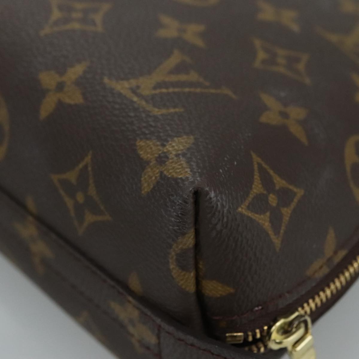 LOUIS VUITTON Monogram Trousse Demi Ronde Cosmetic Pouch M47520 LV Auth 110615