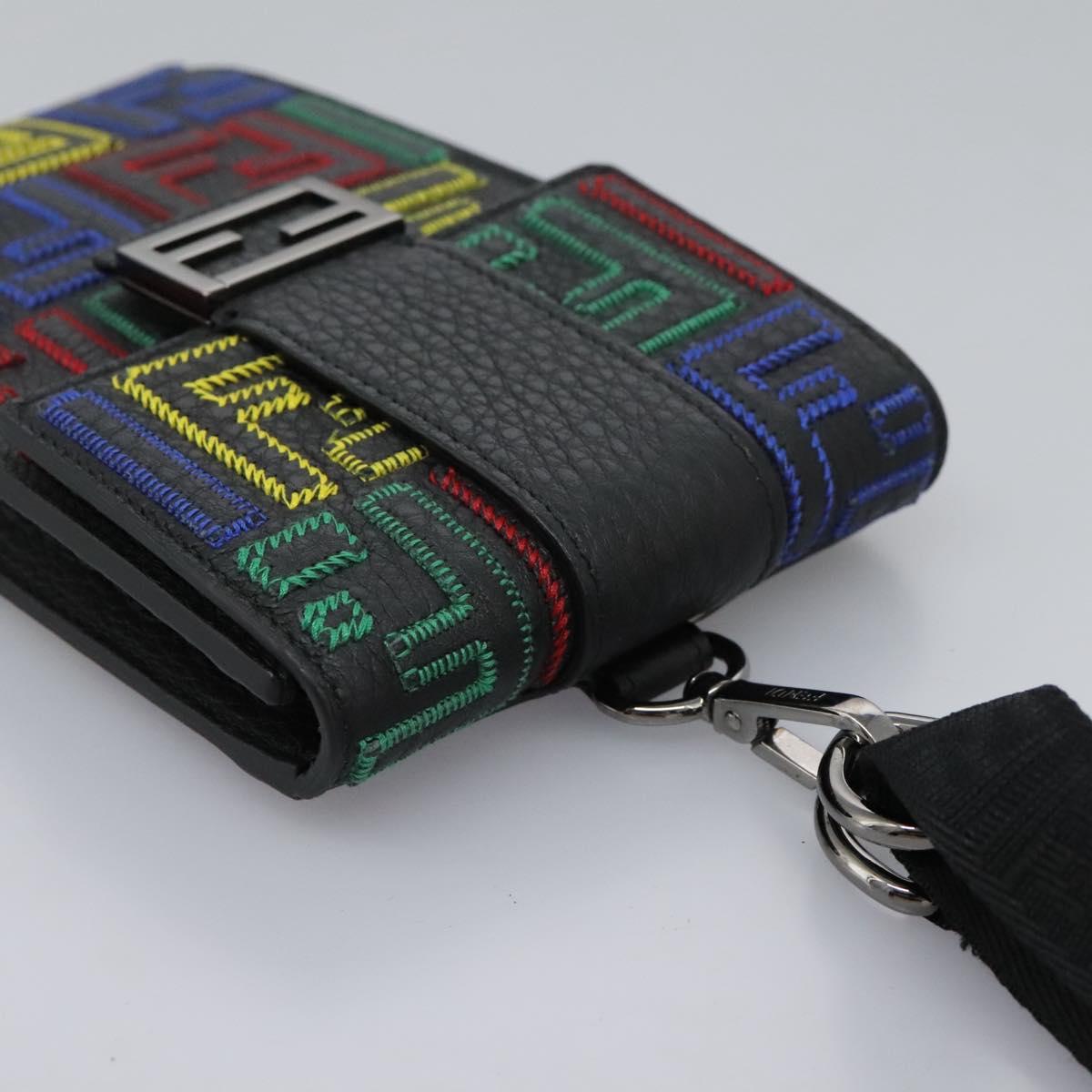 FENDI Zucca Canvas Smartphone Pochette Pouch Black Auth 110673V