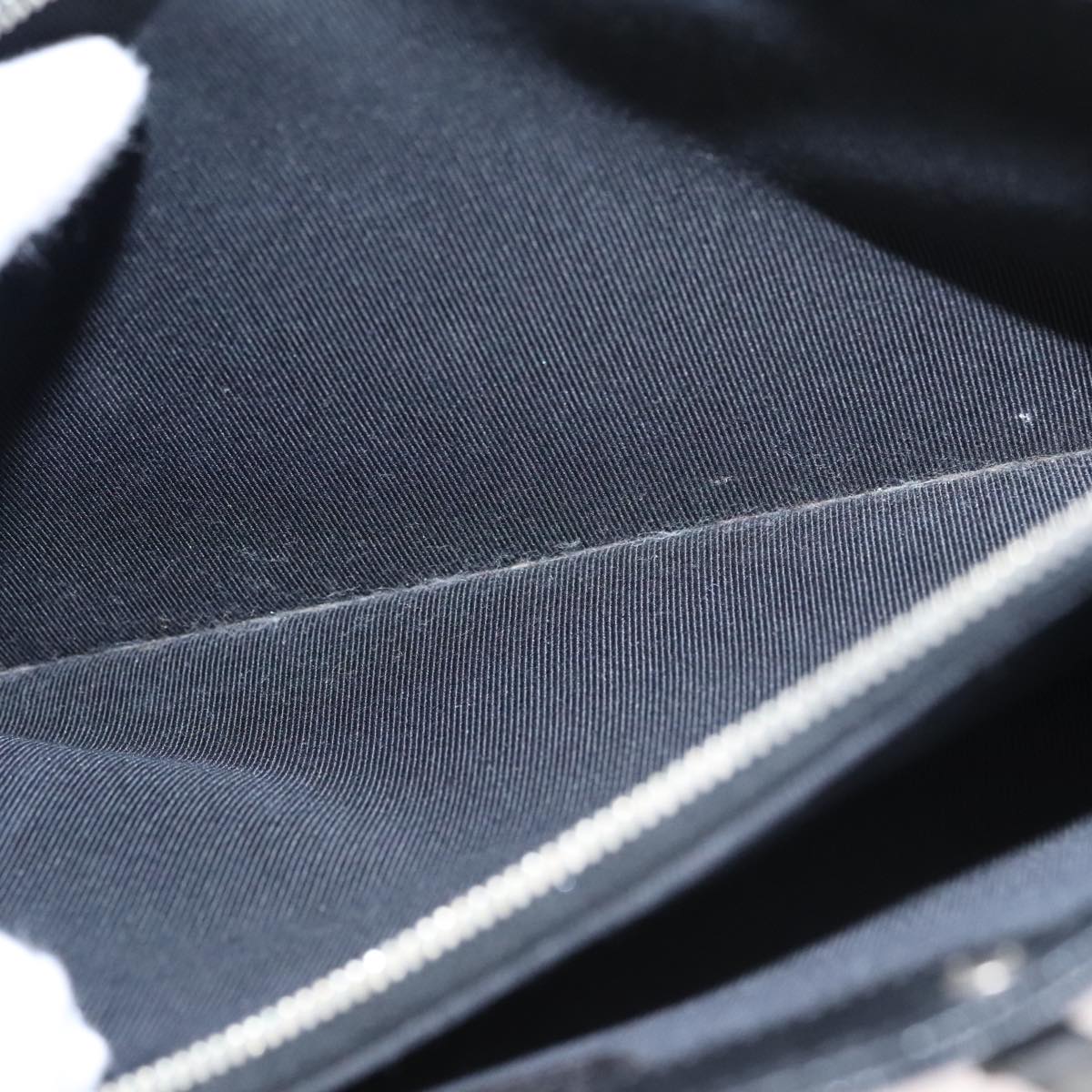 CHANEL Hand Bag Caviar Skin Black Silver CC Auth 110813