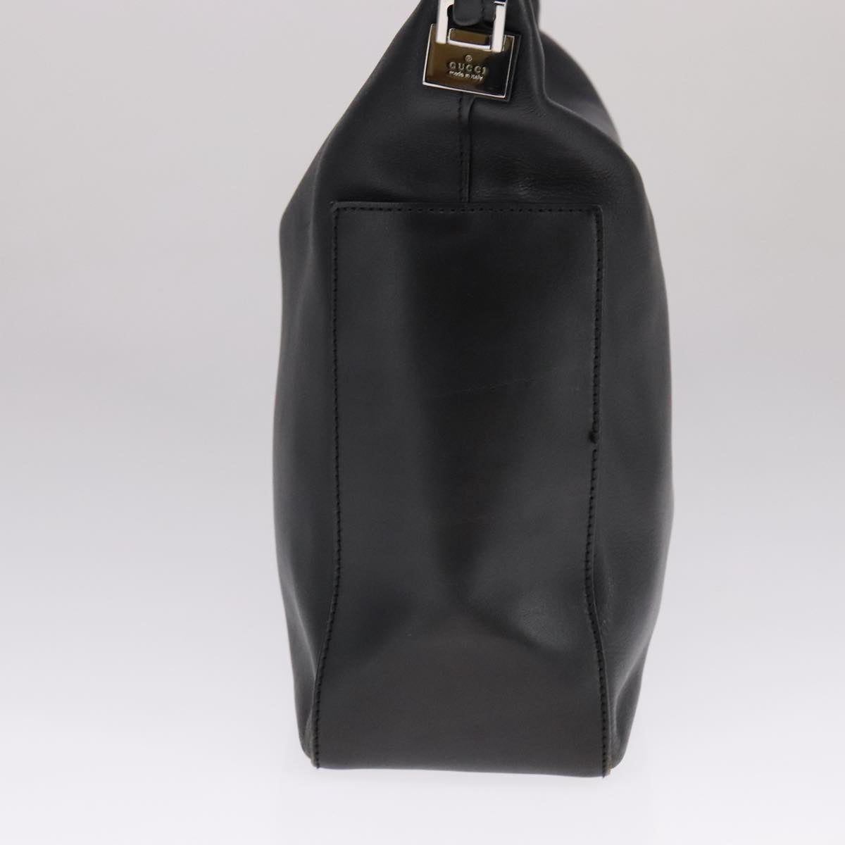 GUCCI Shoulder Bag Leather Black Gold 001 3766 Auth 111055