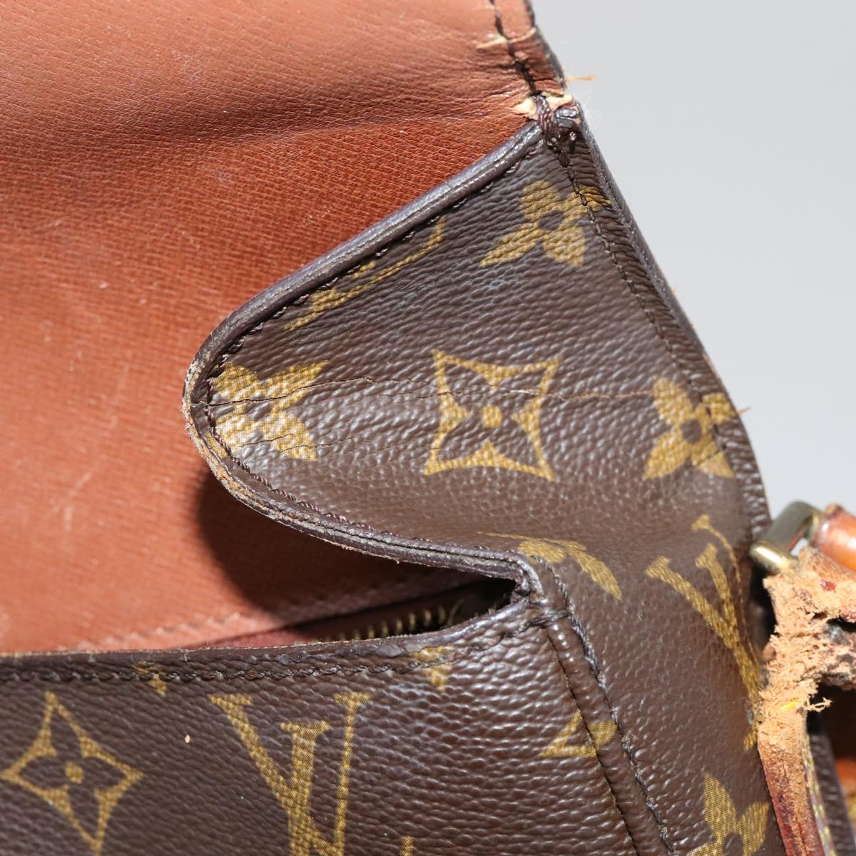 LOUIS VUITTON Monogram Saint Cloud GM Shoulder Bag M51242 LV Auth 111153