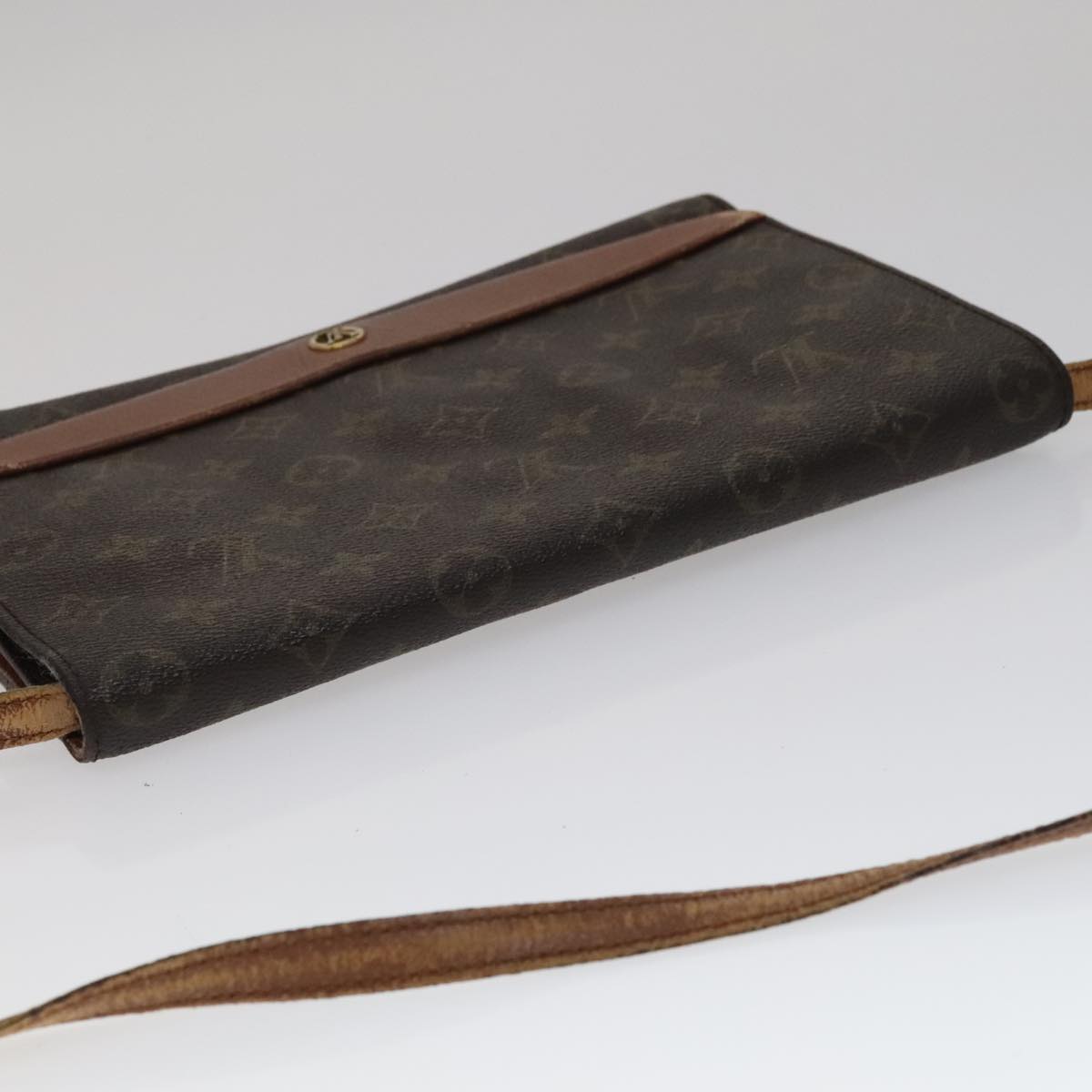 LOUIS VUITTON Monogram Bordeaux 27 Shoulder Bag M51797 LV Auth 111216