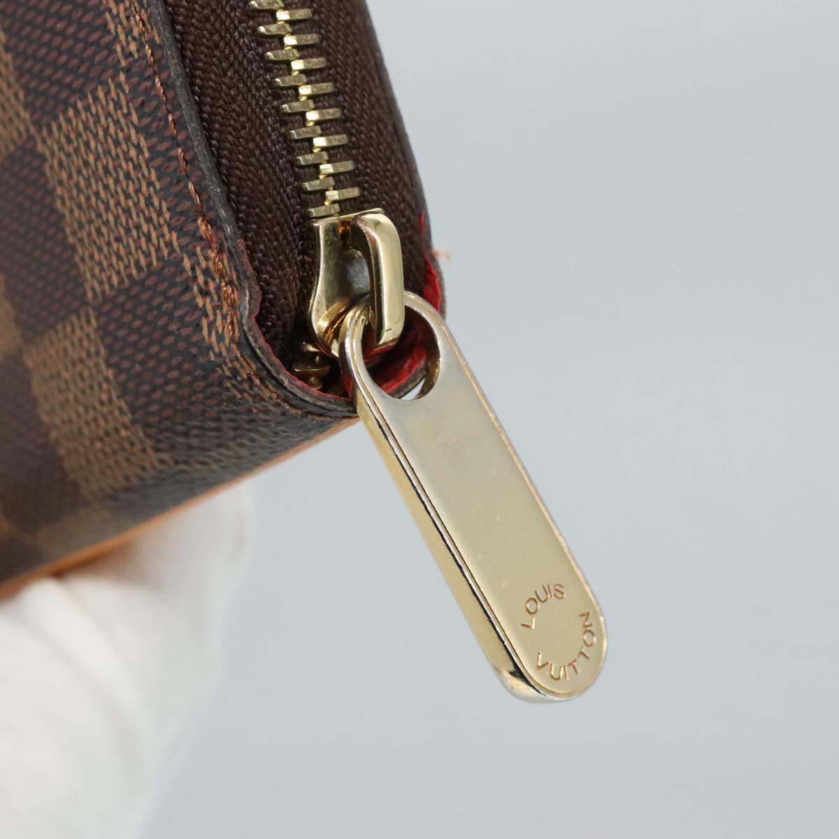LOUIS VUITTON Damier Ebene Zippy Wallet 2015 Christmas Only N61240 Auth 111236