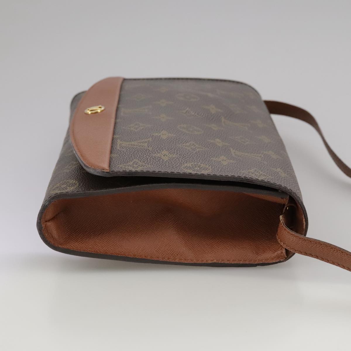 LOUIS VUITTON Monogram Bordeaux 27 Shoulder Bag M51797 LV Auth 111333