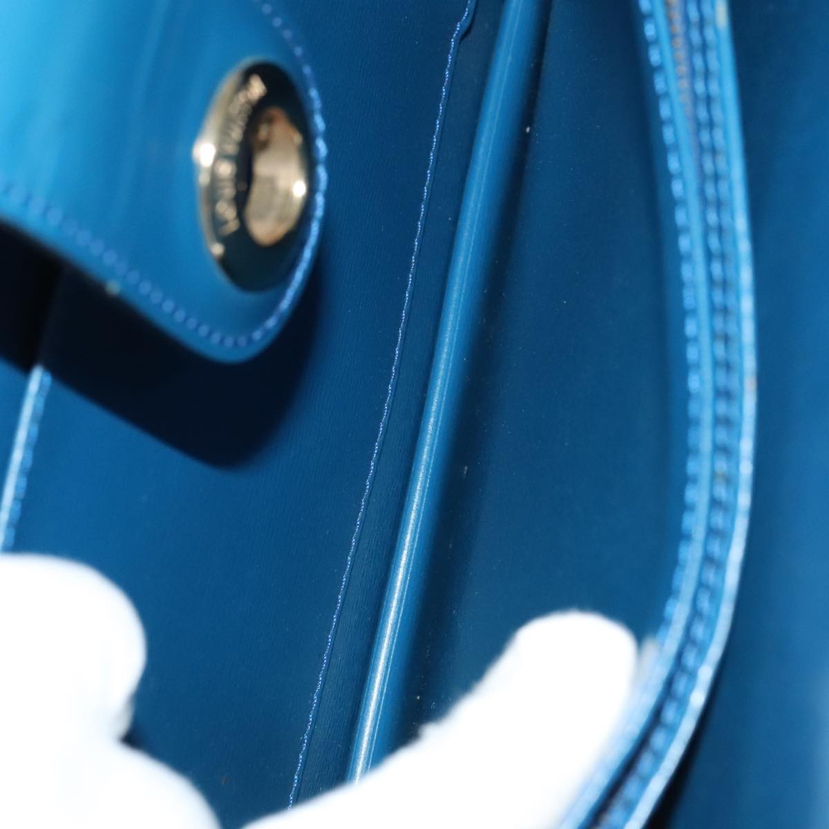 LOUIS VUITTON Epi Capuchin Shoulder Bag Blue M52345 LV Auth 111338