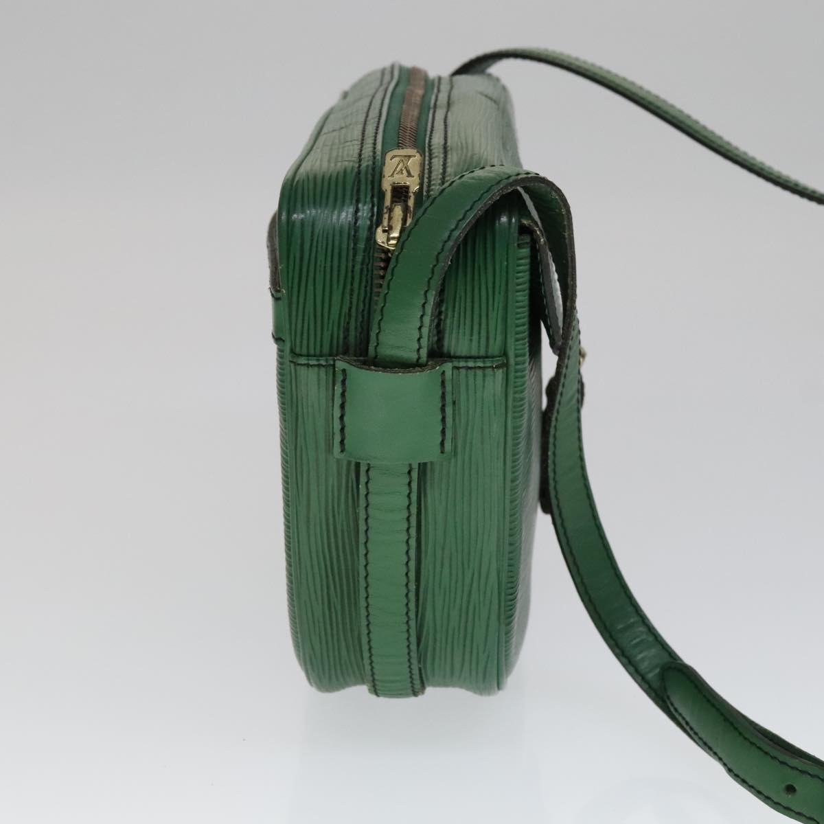 LOUIS VUITTON Epi Jeune Fille MM Shoulder Bag Green M52154 LV Auth 111341