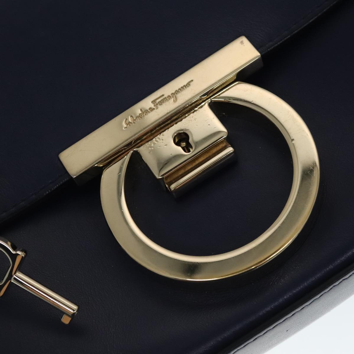 Salvatore Ferragamo Gancini Shoulder Bag Leather Navy Gold Auth 111348V