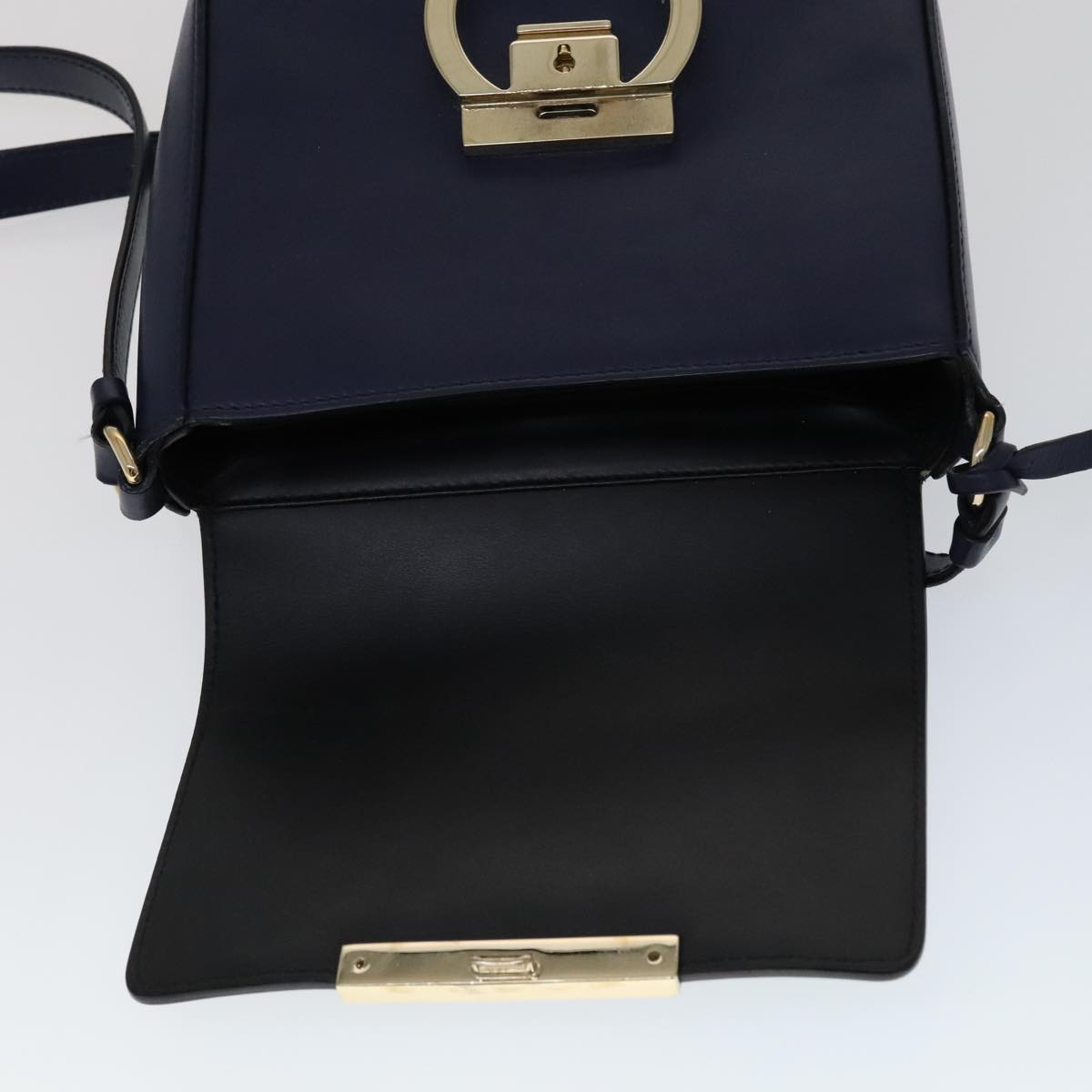 Salvatore Ferragamo Gancini Shoulder Bag Leather Navy Gold Auth 111348V
