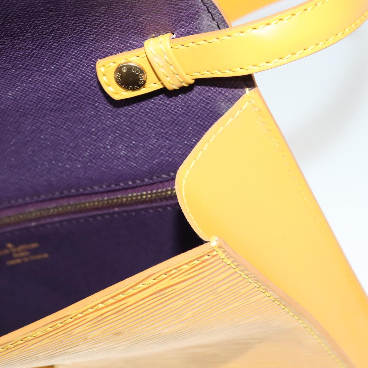 LOUIS VUITTON Epi Arsch Shoulder Bag Yellow M52579 LV Auth 111373