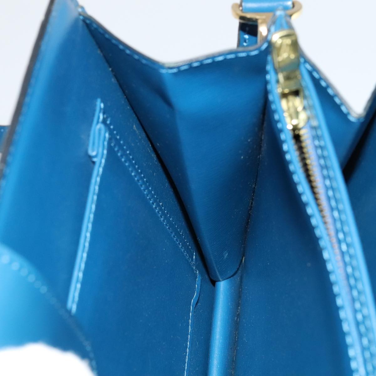 LOUIS VUITTON Epi Capuchin Shoulder Bag Blue M52345 LV Auth 111419
