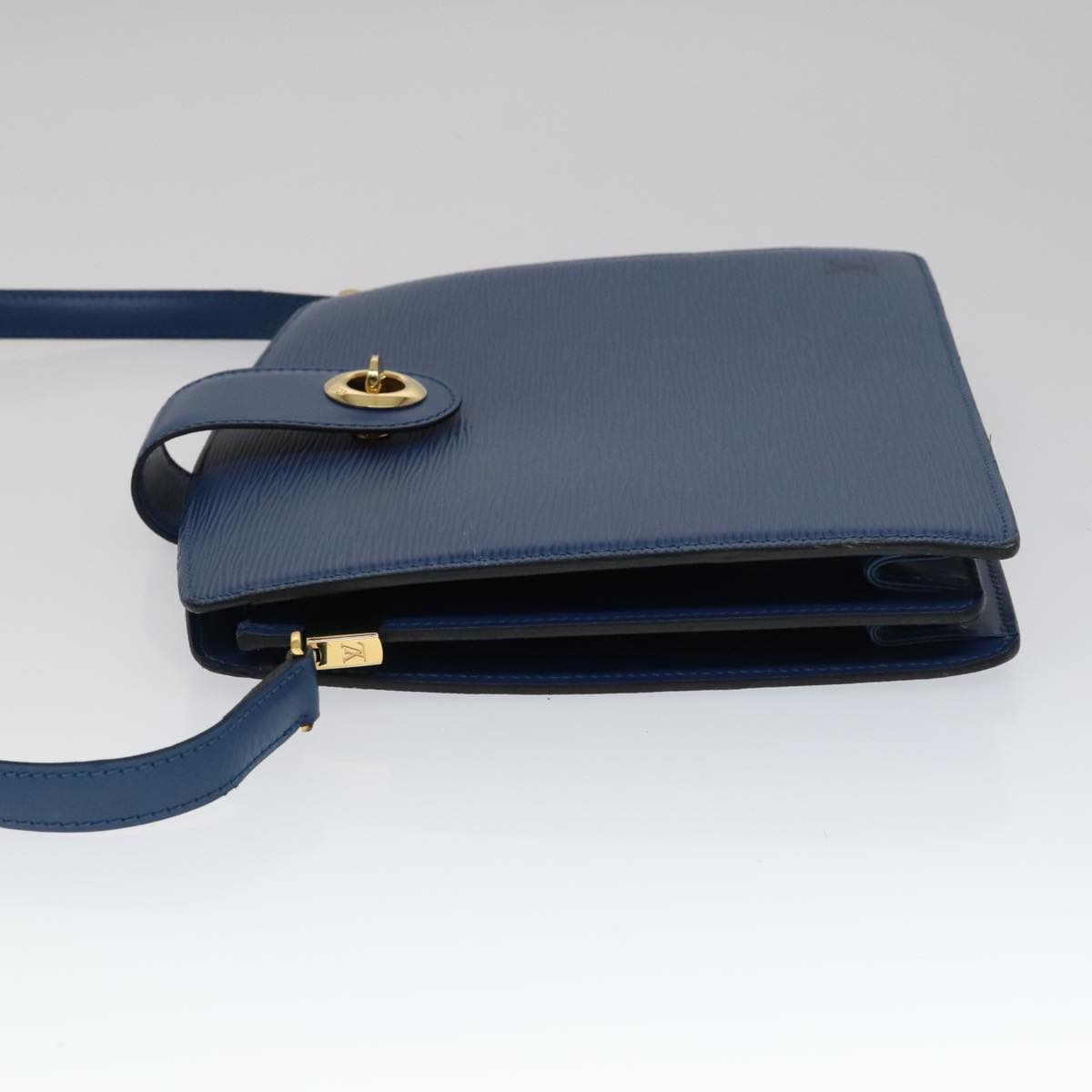 LOUIS VUITTON Epi Capuchin Shoulder Bag Blue M52345 LV Auth 111419