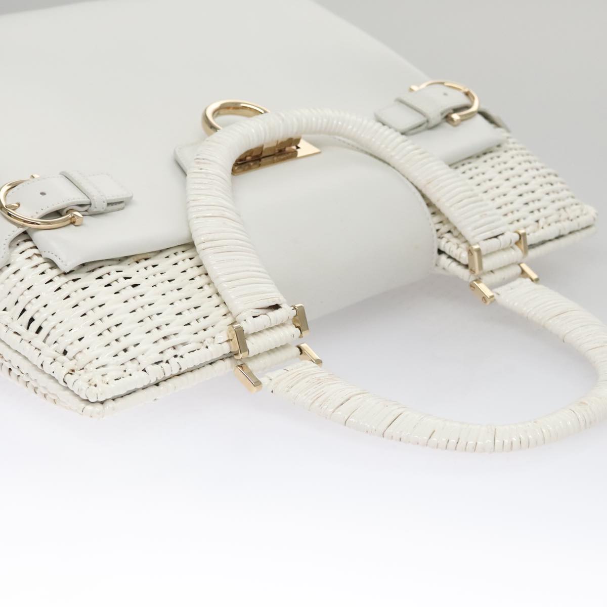 Salvatore Ferragamo Gancini Hand Bag Wicker White Auth 111468